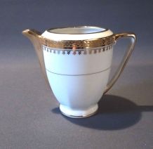 Pot à lait porcelaine de Limoges