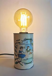 Lampe vintage chevet salon bureau "L'ami du petit déjeuner"