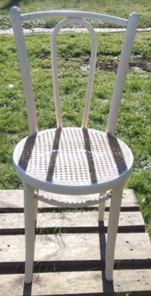 chaise de bistrot