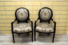 Deux fauteuil de style Louis XV