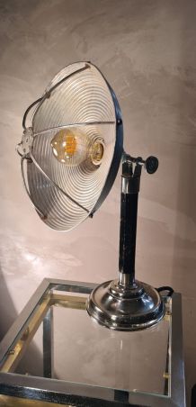 lampe d atelier  en alu et fonte, nicklé 1930 a 40   ,,,45x2