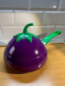 Poele Aubergine Originale Vintage