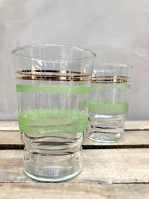 Verres granités vert et or