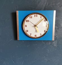 Horloge formica vintage pendule murale silencieuse Jaz bleu