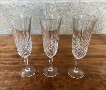 3 flûtes à champagne Cristal d'Arques modèle Masquerade vint