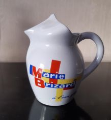 Carafe à eau « Marie-Brizard », faïence de Digoin-Sarreguemi