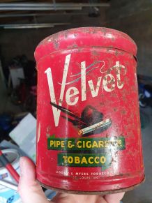 Boîte en métal encienne de cigarette à pipe tobacco