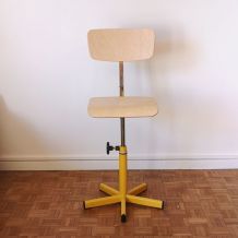 Chaise de laboratoire d'école vintage restauré