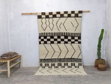 Tapis Marocain Berbère en laine 250 x 140 Cm