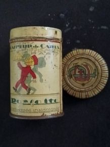 Ancienne petite boîte publicitaire " Au planteur de Caïffa"