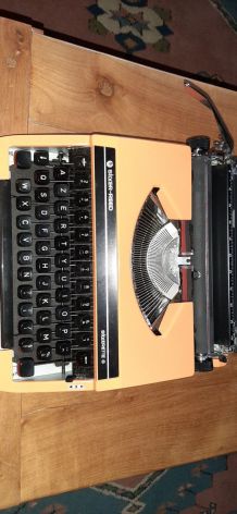 machine à écrire vintage SILVER REED
