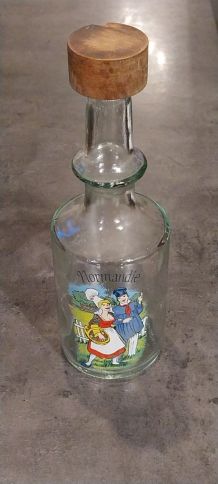 Carafe normandie bouteille vintage année 77-12-1