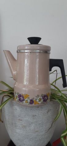 Theiere / cafetiere email vintage