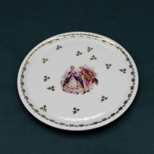 Plat à Gâteau en Porcelaine de France style Fragonard XVIIIè