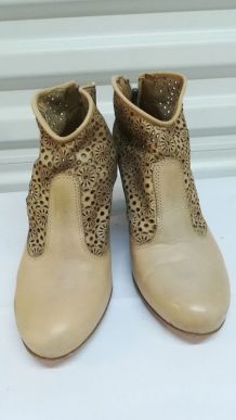 214B* Cypres - jolis boots beige tout cuir (38)