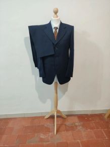 Mignon costume bleu marine en laine épaisse