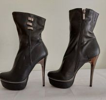 136C* Efetti jolies boots noirs high heels (38)