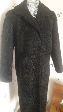 Magnifique long manteau épais noir formant des reflets + poc