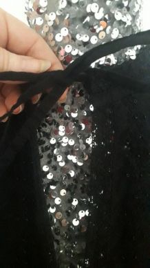 Magnifique chemise dentelle brodée perles noires T38/40