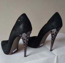 jolis escarpins noirs cuir talons 12 cm (40)