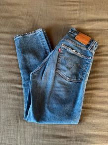 Jean Levi’s 501 Crop