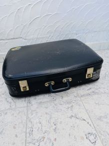 Valise en carton noir vintage