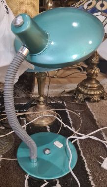 lampe de bureau design italien, ou espagnole vert metal  sty