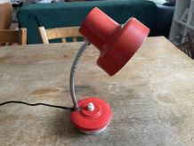 Lampe de bureau rouge années 60