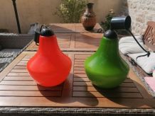 Paire de lustres années 70 vert et orange 