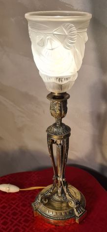 lampe bronze ciselé 19e siècle, 49x12 tres belle  et rare tu