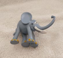miniature figurine animaux éléphant gris plastique