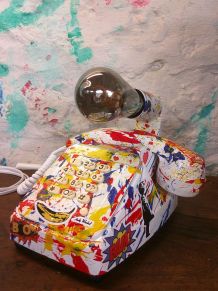 Téléphone a touche lampe customisé 