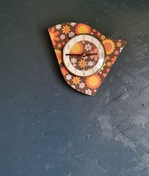 Horloge vintage pendule murale silencieuse "Fleurs oranges"