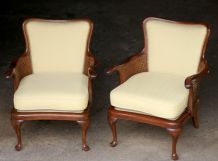 Paire de fauteuils en acajou. Travail anglais des 60s