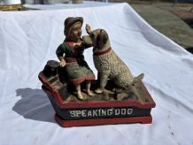 Tirelire mécanique en fonte