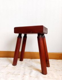 Tabouret de ferme brutaliste en bois vintage
