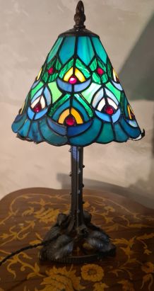 lampe pied  fer forgé ancienne ,1900 a 40 avec abat jour ver