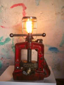 lampe étau plombier