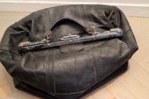 Sac de voyage en cuir vintage des années 70