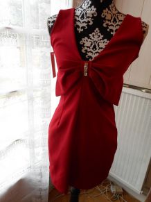 robe rouge taille 36/38