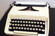 Machine à écrire Remington Monarch Deluxe des années 1970