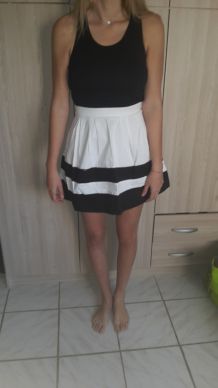 Robe babydoll bi matière dos ouvert 