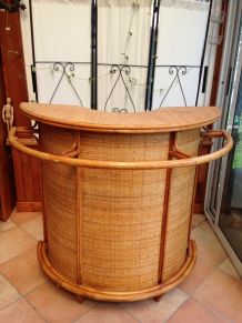 meuble bar vintage en rotin 