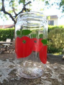 Pot Henkel pommes rouges sans couvercle