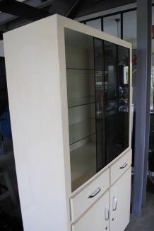 Meuble vitrine pharmacie vintage