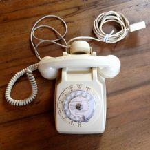 TÉLÉPHONE S63 FABRIQUE PAR ERICSSON EN NORMANDIE