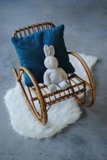 Rocking chair enfant vintage en rotin