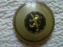 ancien logo  volant  voiture Peugeot 