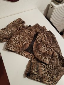 Veste courte ouverte imprimé léopard 