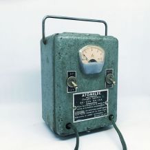 Chargeur de batteries 60s industriel